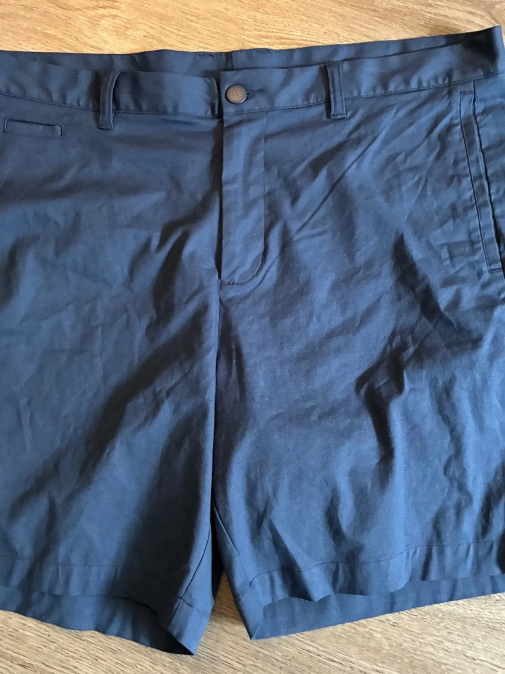 Adidas Men’s Navy golf shorts Size 38. EUC Cotton blend. Athletic Casual Comfort